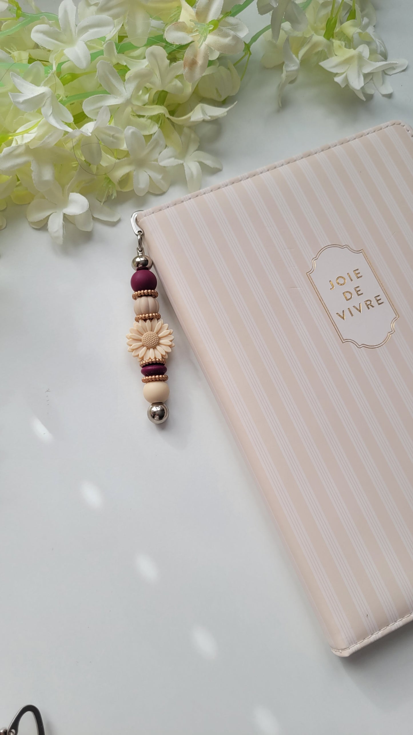Lesezeichen Blümchen weinrot beige rosegold