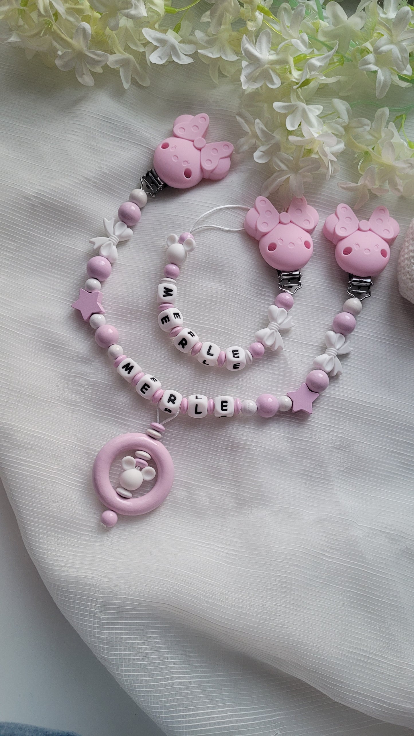 Kinderwagenkette & Schnullerkette mit Namen für Mädchen Maus rosa