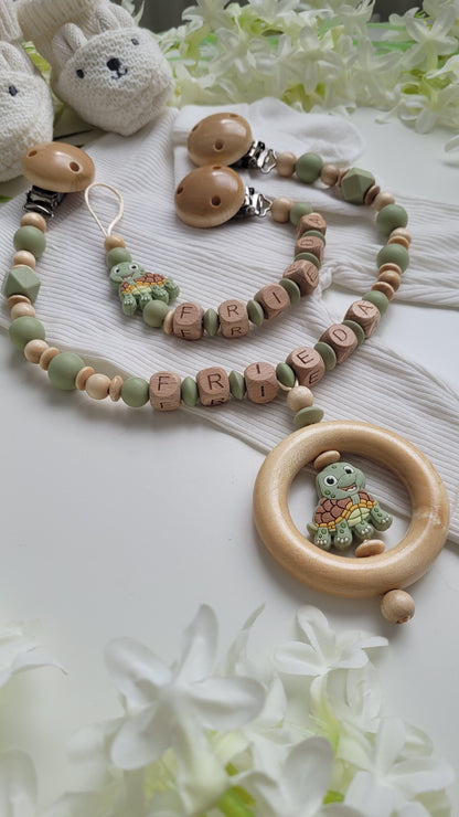Kinderwagenkette & Schnullerkette mit Namen Schildkröte grün holz