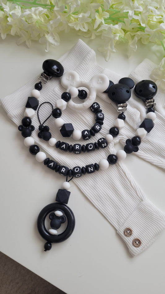 Komplett Set 3tlg Schnullerkette Kinderwagenkette Greifring mit Namen Maus schwarz weiß
