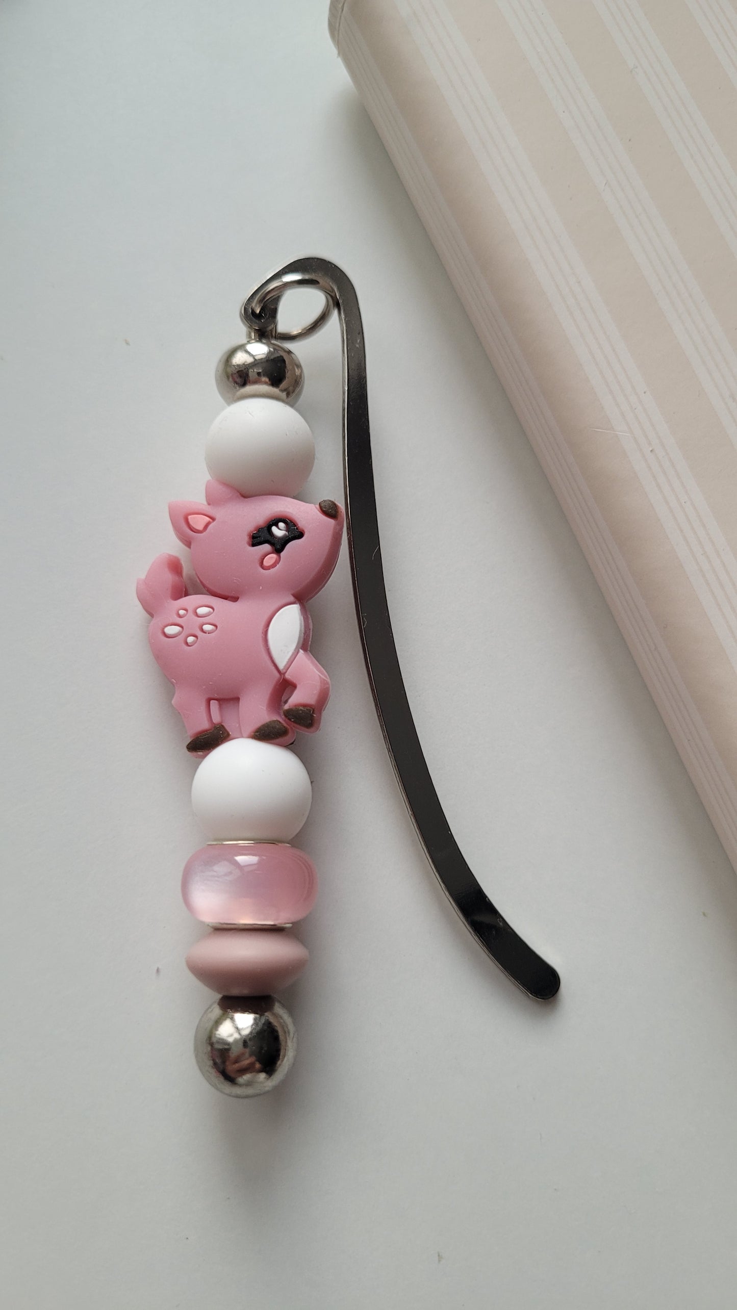 Lesezeichen Reh weiß rosa