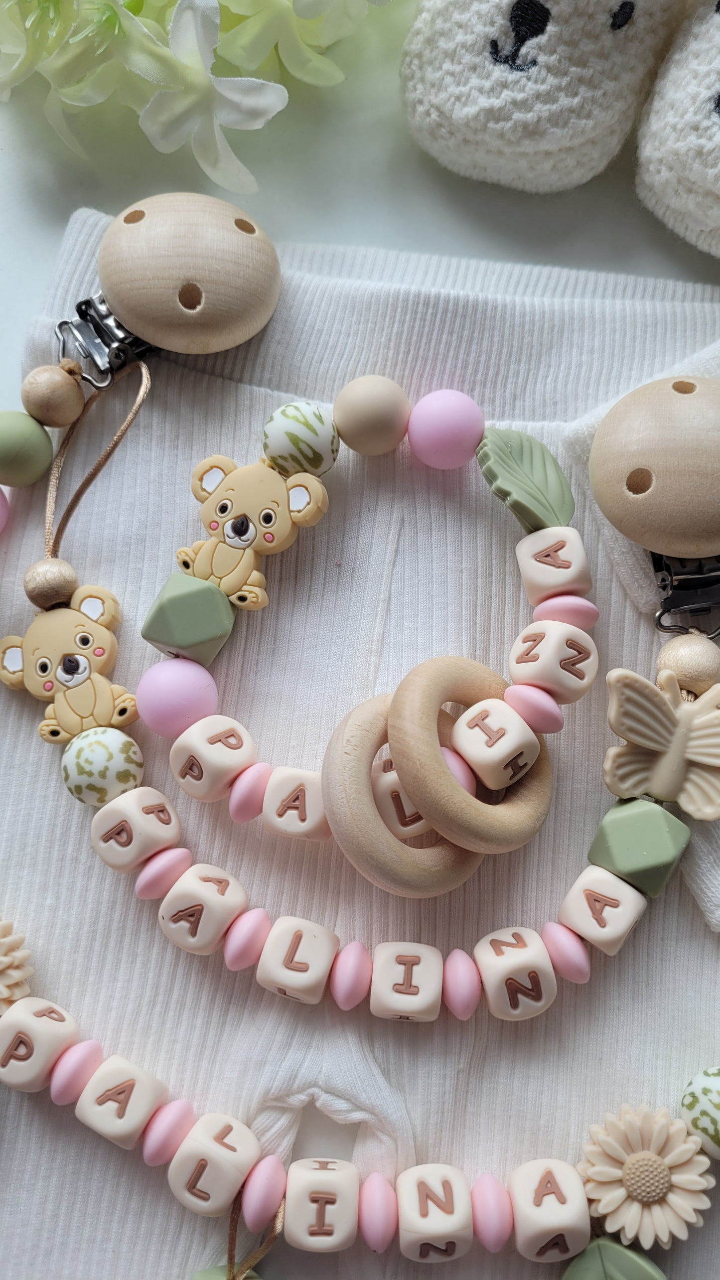 3tlg. Set Schnullerkette Kinderwagenkette & Spielring mit Namen Koala & Schmetterling rosa grün leo