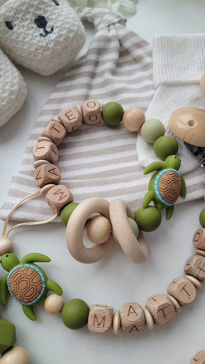 Schnullerkette Kinderwagenkette & Beissring mit Namen Schildkröte holz grün