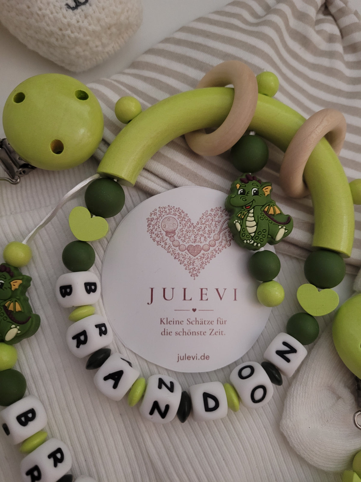 3er Set Schnullerkette, Kinderwagenkette & Beißring mit Namen Drache dunkelgrün hellgrün