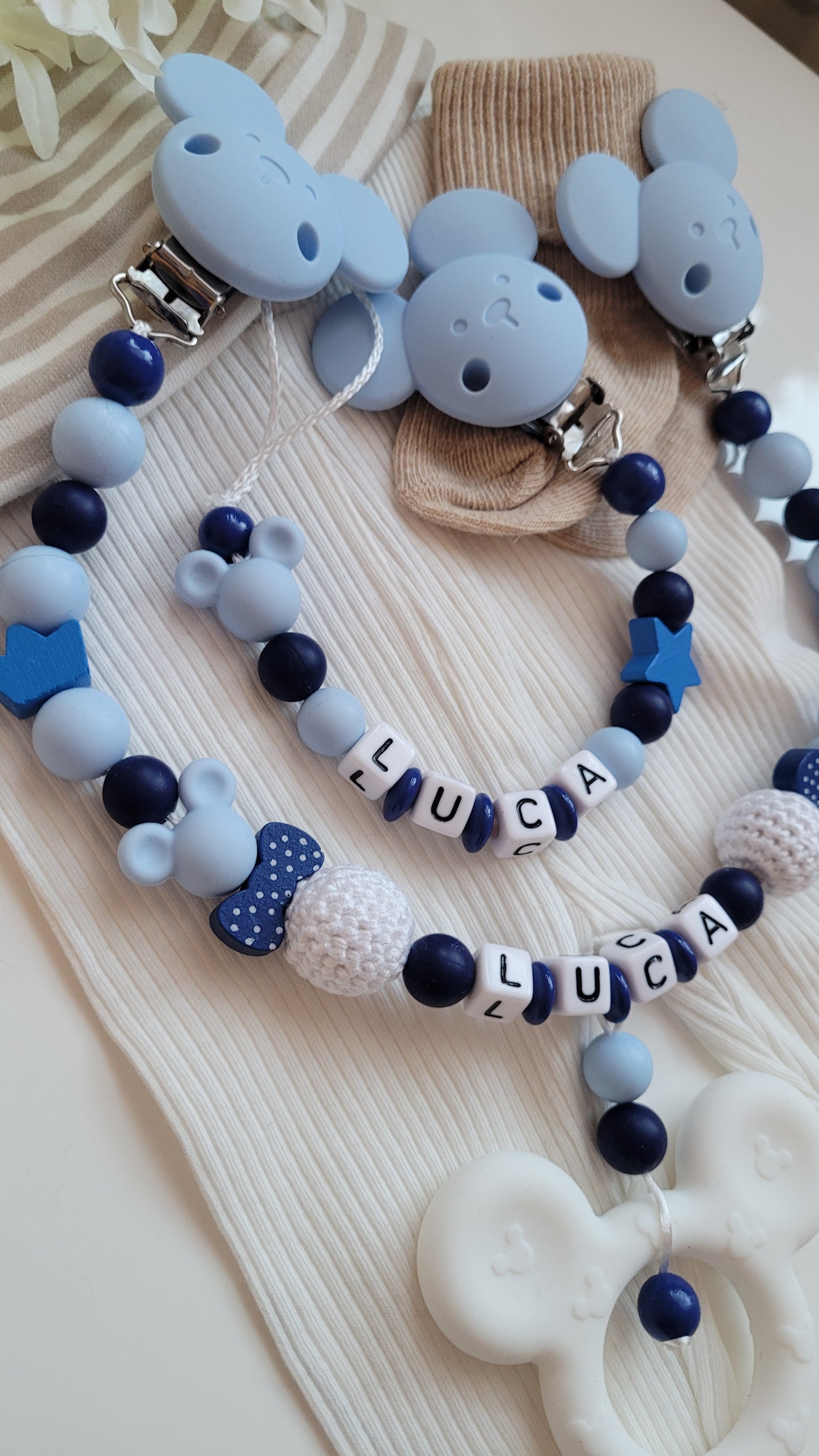 Kinderwagenkette & Schnullerkette mit Namen *Maus*  hellblau marine