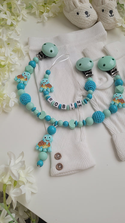 Kinderwagenkette & Schnullerkette mit Namen Schildkröte mint türkis