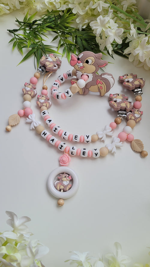 Personalisiertes Baby Geschenket hase klopfer disney