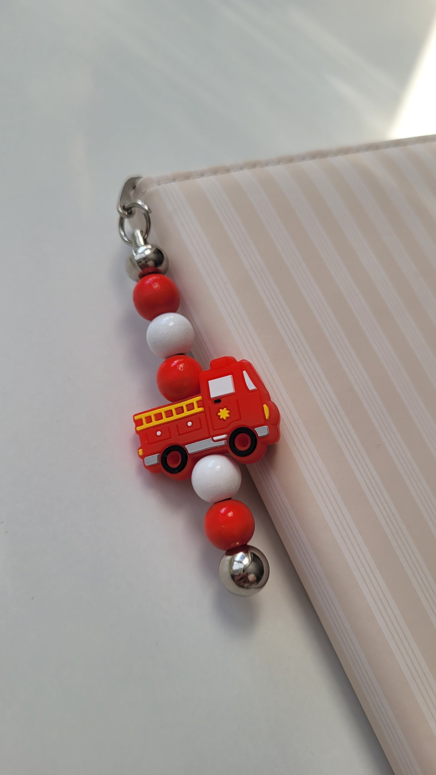 Lesezeichen Feuerwehr rot weiß