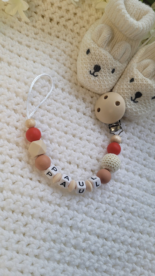 Schnullerkette für Jungen mit Namen rost braun