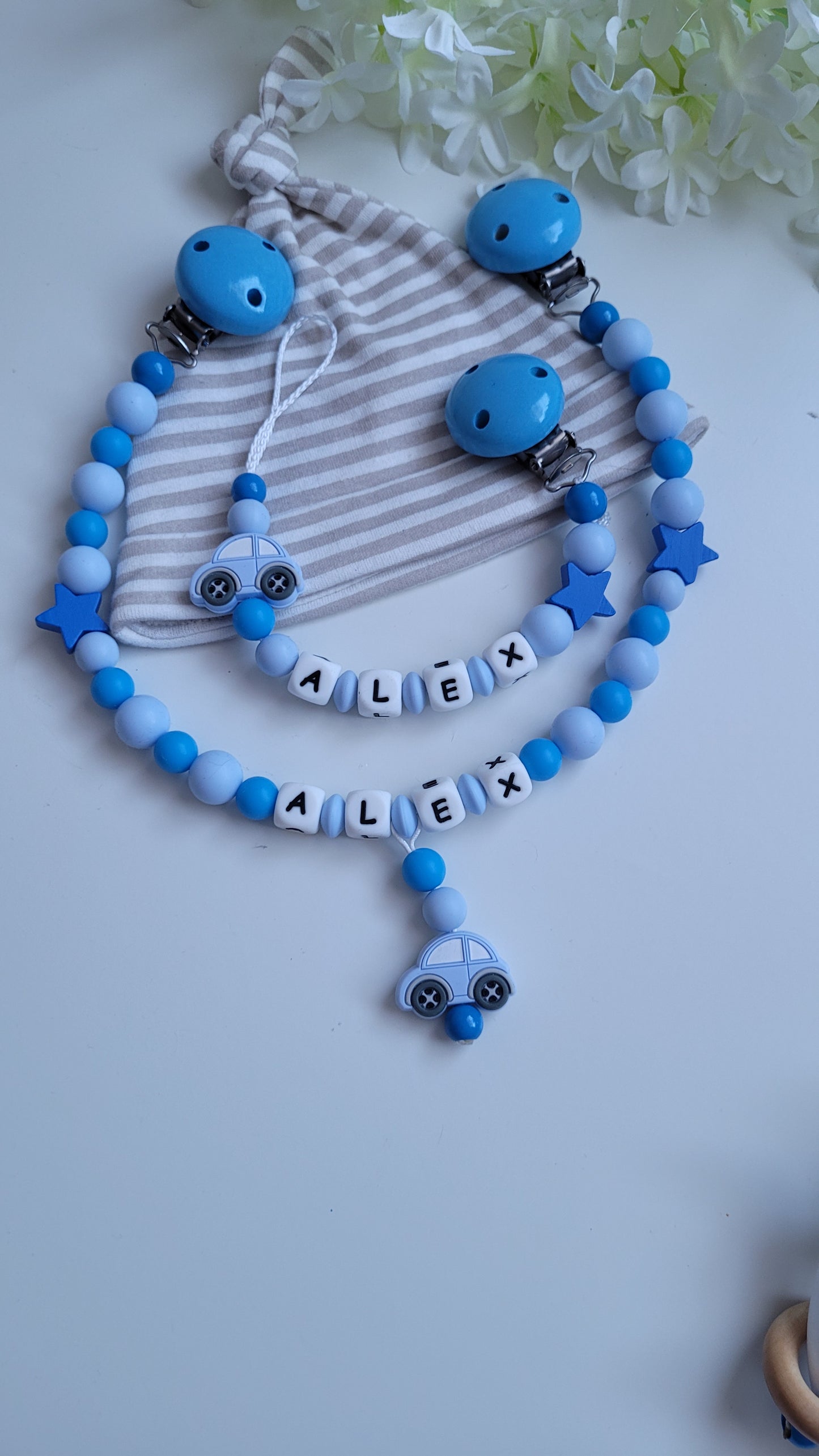 3tlg.Set Schnullerkette Kinderwagenkette & Greifring mit Namen Auto blau