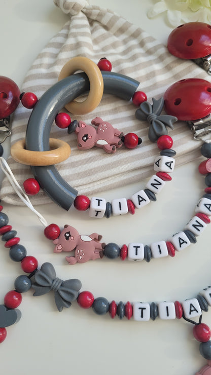 3tlg.Set Schnullerkette Kinderwagenkette & Greifring mit Namen Reh bordaux grau