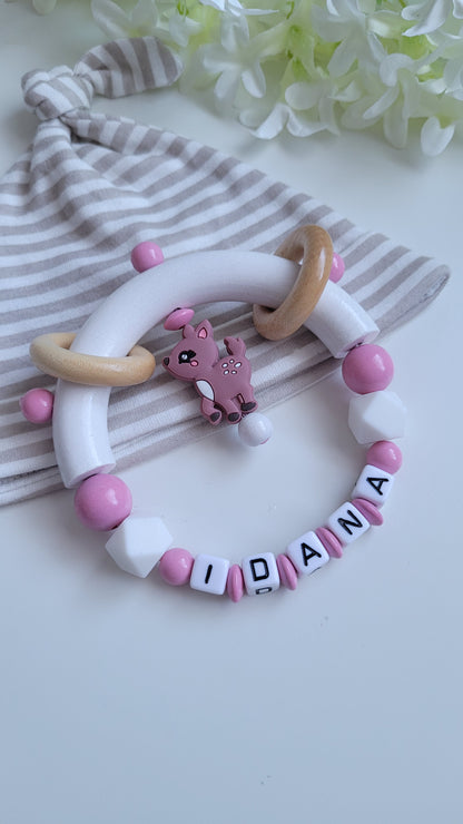 4tlg.Set Schnullerkette Kinderwagenkette & Greifring mit Namen Reh babyrosa weiss