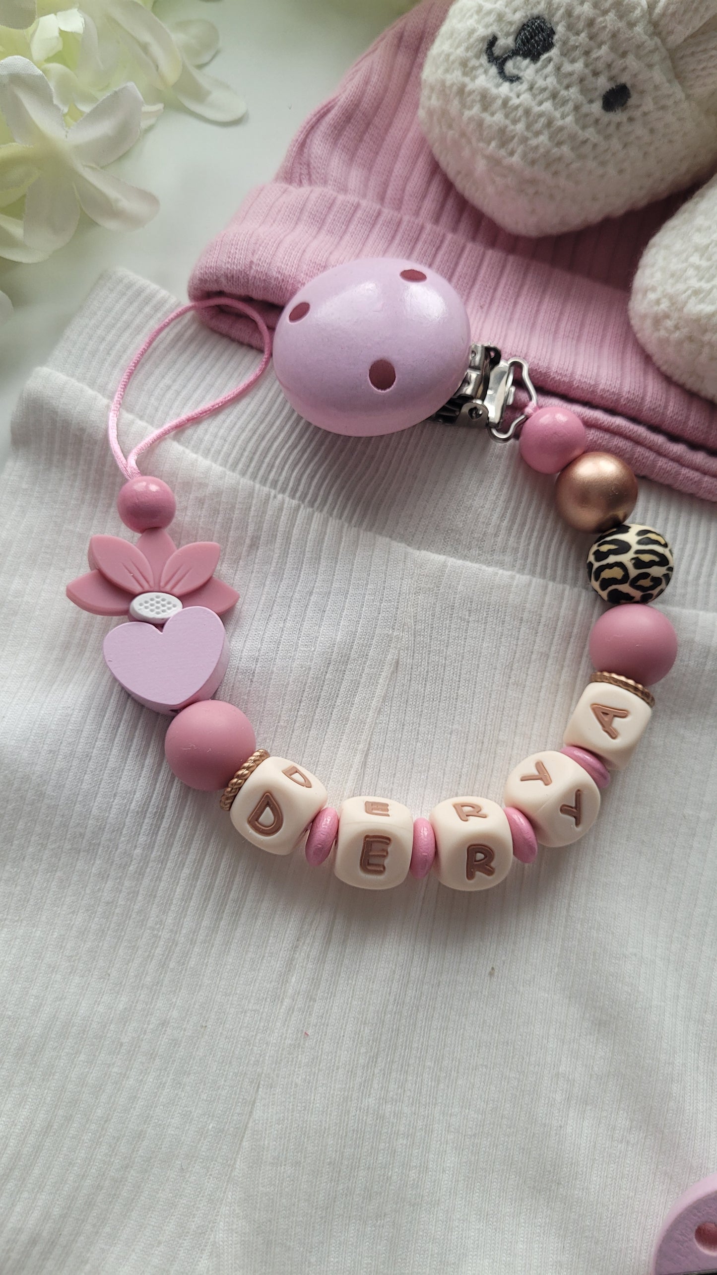 3er Set Kinderwagenkette, Schnullerkette & Greifring mit Namen – Herz