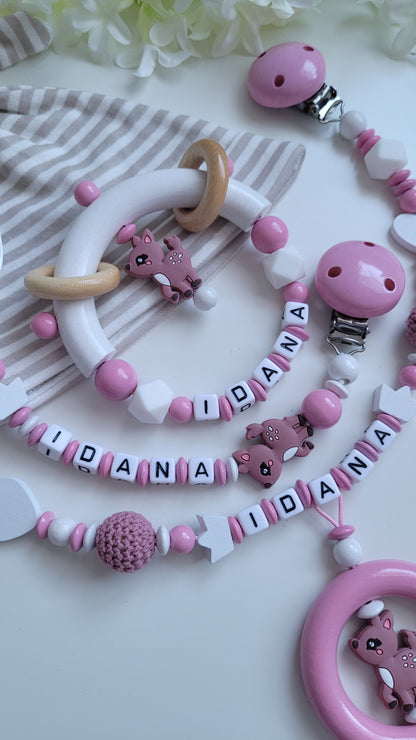 3tlg.Set Schnullerkette Kinderwagenkette & Greifring mit Namen Reh babyrosa weiss