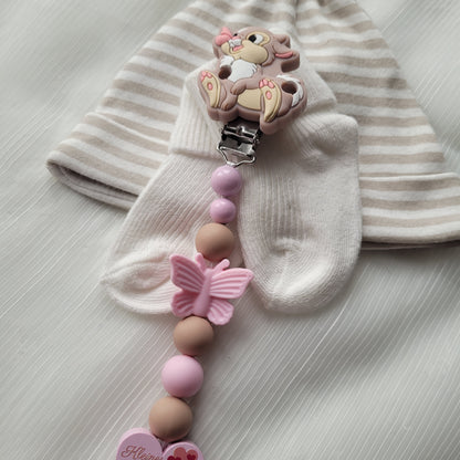Spielanhänger Hase & Schmetterling rosa