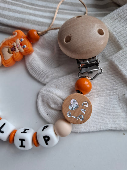 Schnullerkette mit Namen für Jungen Eichhörnchen orange I love mom und dad