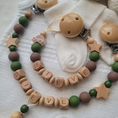 Kinderwagenkette & Schnullerkette mit Namen Auto holz grün