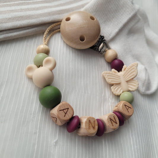 Schnullerkette mit Namen für Mädchen Maus & Schmetterling beige grün brombeer
