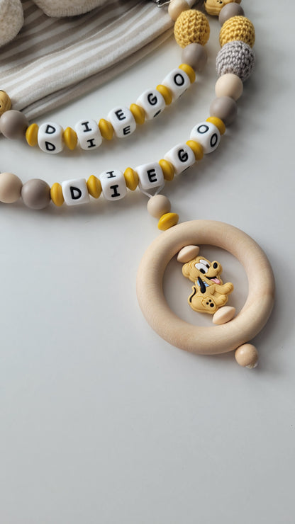 Kinderwagenkette & Schnullerkette mit Namen für Jungen Hund beige graubraun gelb