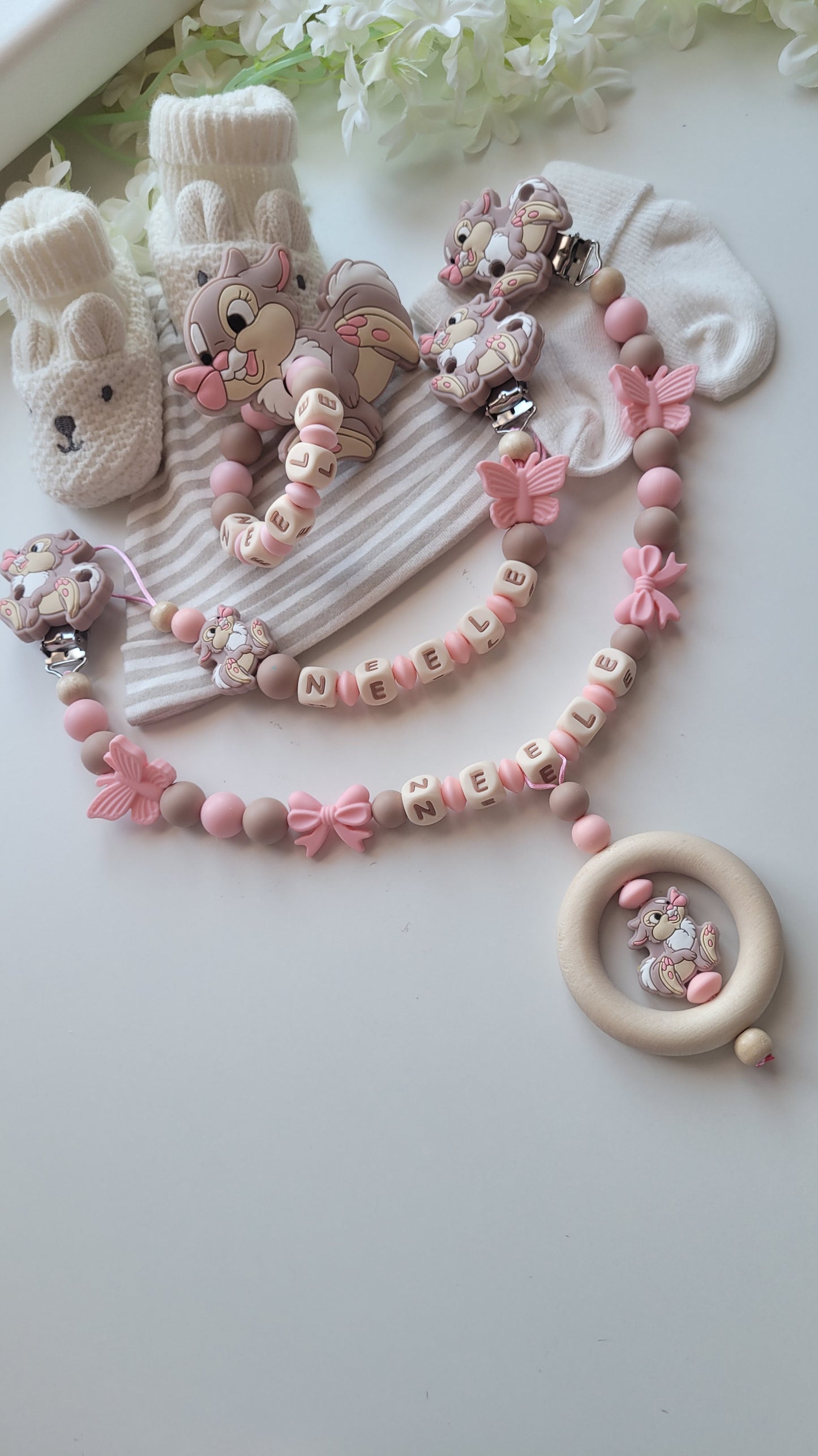 3tlg Set Schnullerkette Kinderwagenkette Beissring Hase Schmetterling apricot taupe
