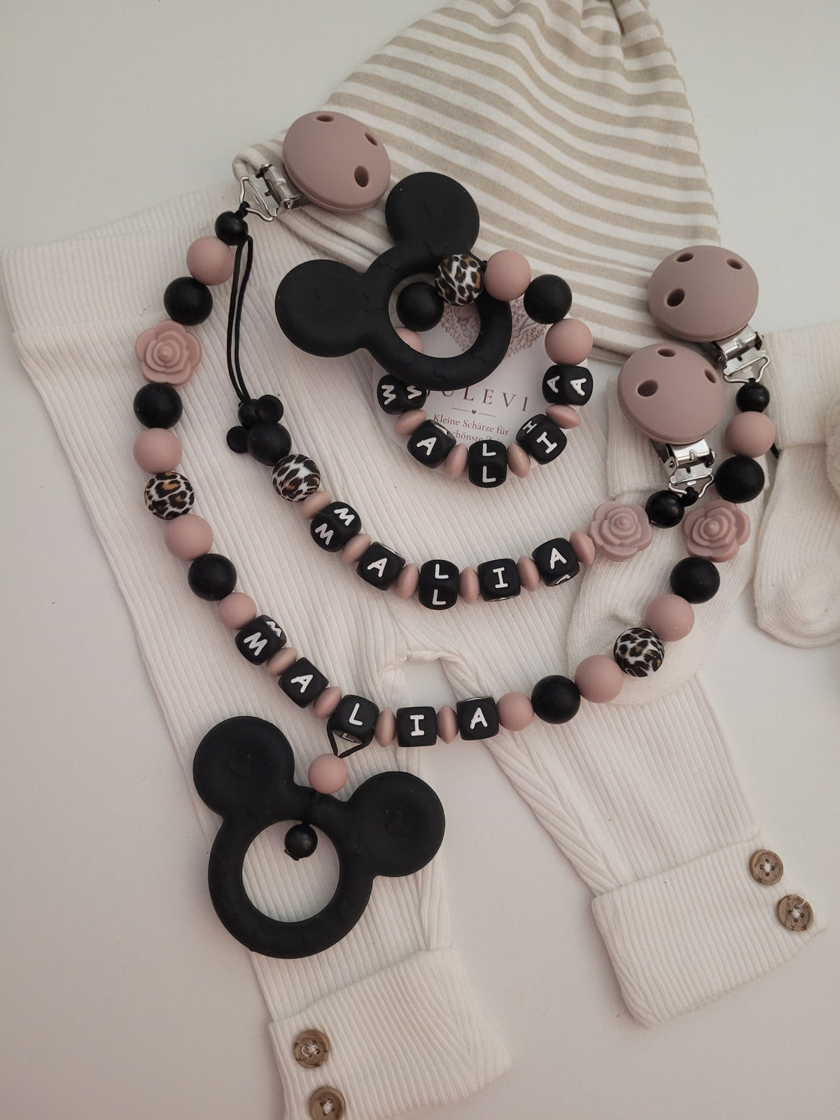 3er Set Schnullerkette, Kinderwagenkette & Greifring mit Namen Maus Rosen graurosé schwarz leo