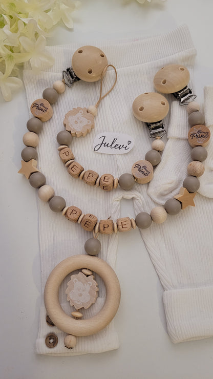 Kinderwagenkette & Schnullerkette mit Namen Löwe holz