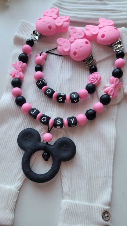 Kinderwagenkette & Schnullerkette mit Namen für Mädchen Maus & Blume pink schwarz