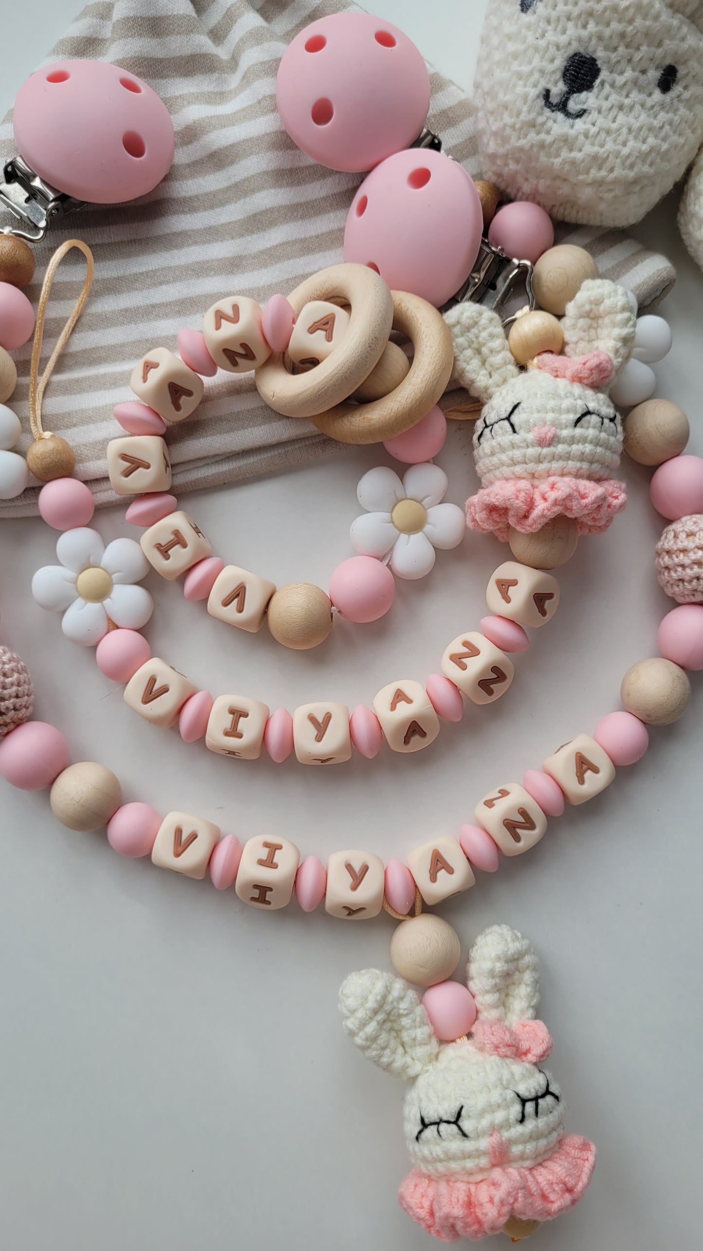 Schnullerkette Kinderwagenkette & Greifring für Mädchen Hase rose holz