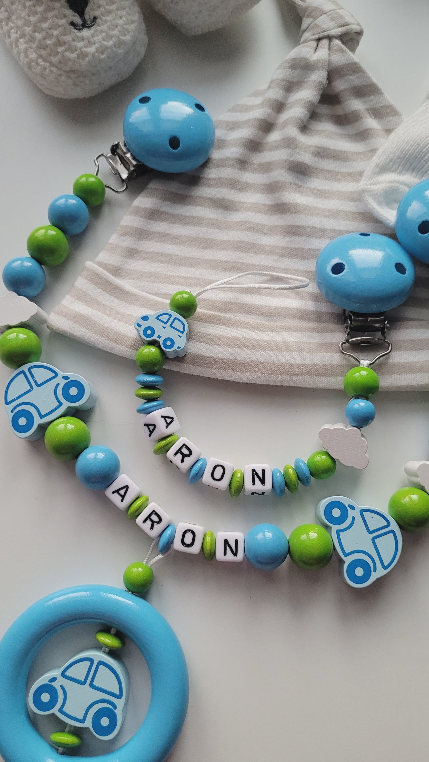 Kinderwagenkette & Schnullerkette mit Namen Auto blau grün