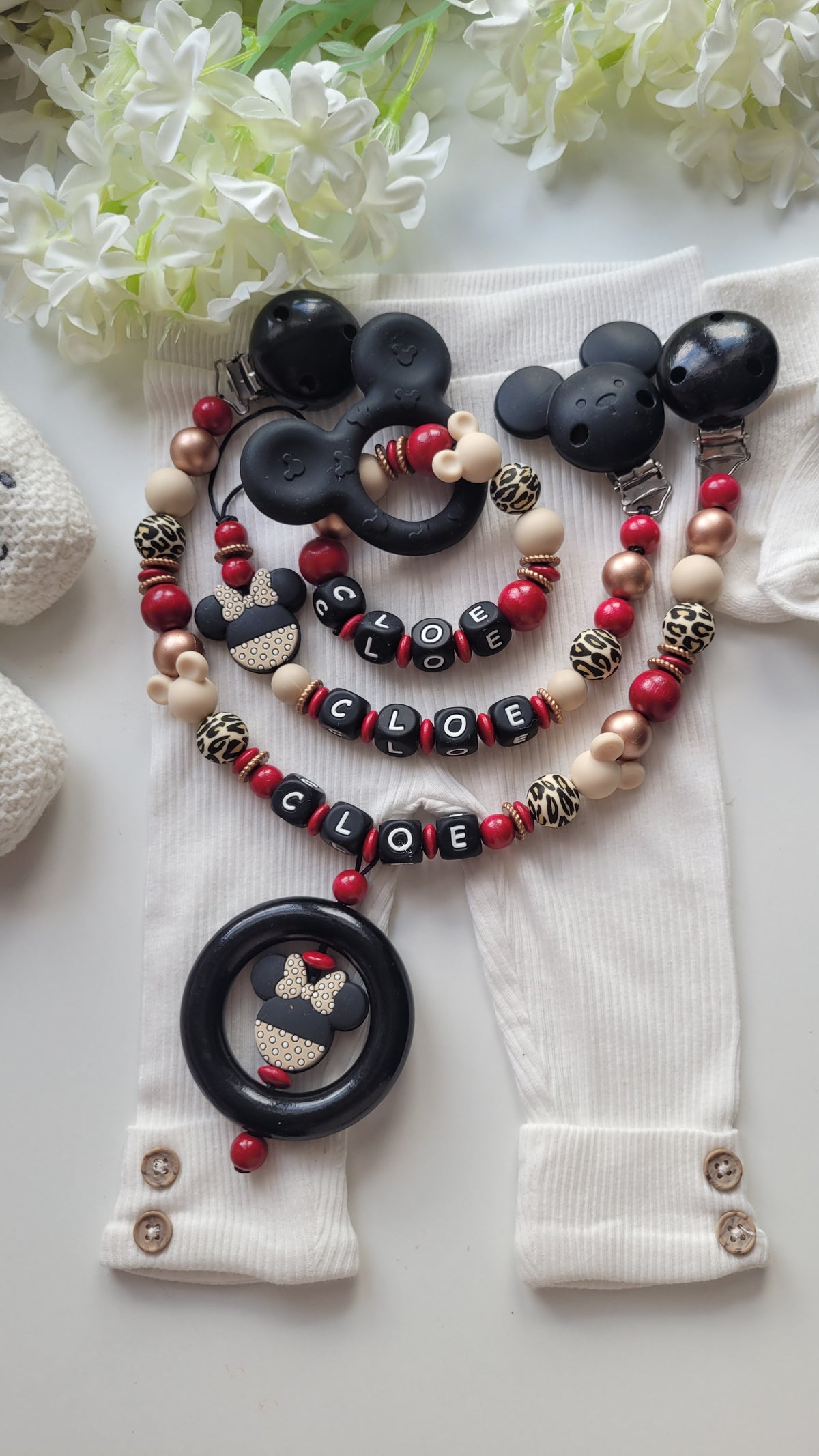 3er Set Kinderwagenkette & Schnullerkette mit Namen + Greifring Maus weinrot  rosegold