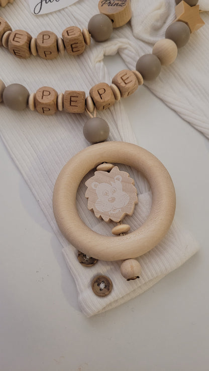 Kinderwagenkette & Schnullerkette mit Namen Löwe holz