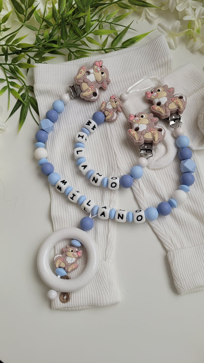 Kinderwagenkette & Schnullerkette mit Namen *Hase * blau