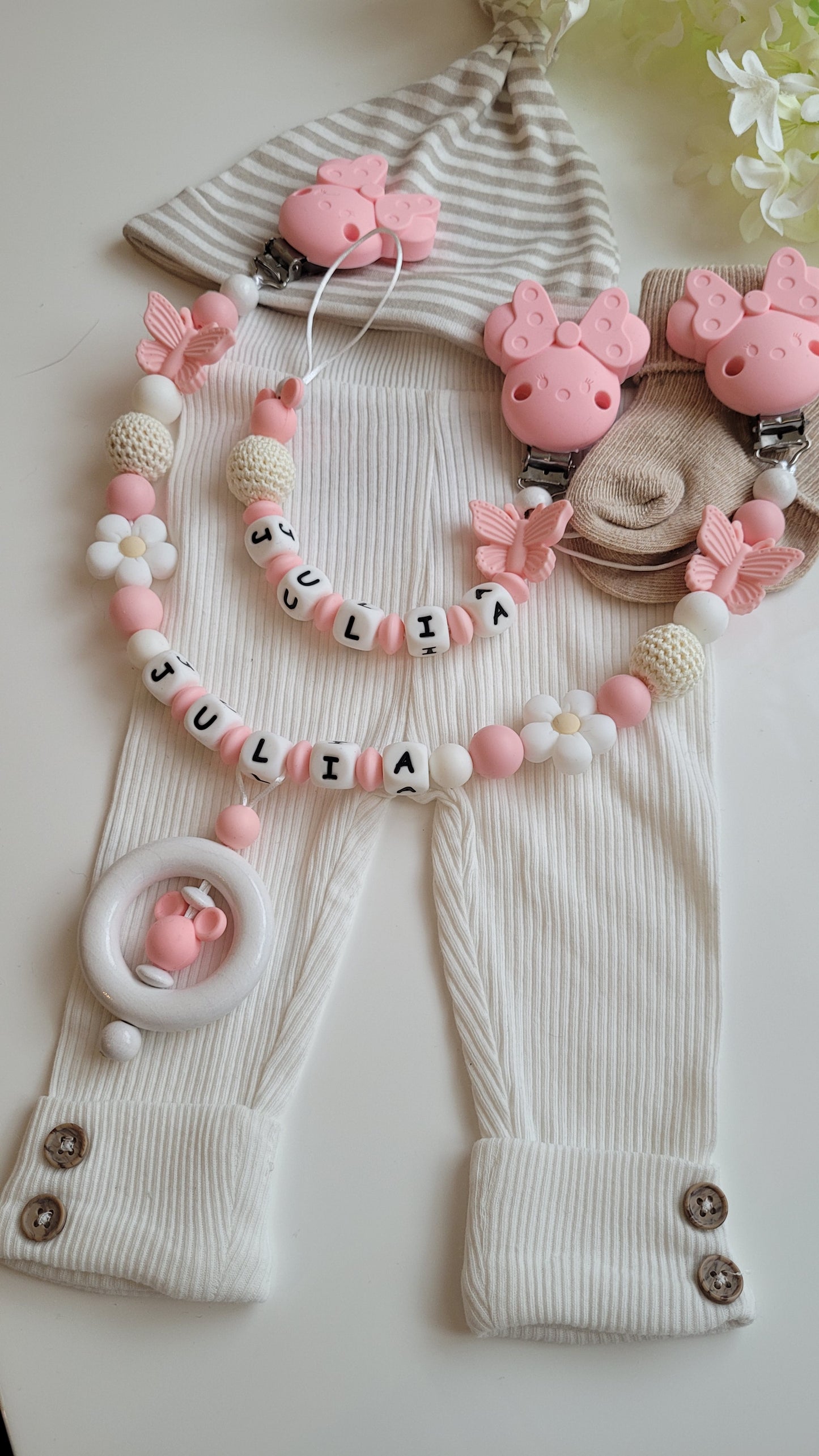 Kinderwagenkette & Schnullerkette mit Namen Schmetterling Maus & Blume rosa