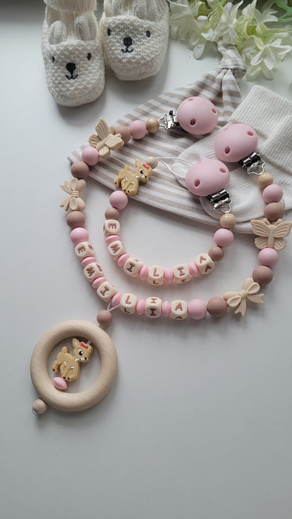 Kinderwagenkette & Schnullerkette mit Namen Schmetterling Reh altrose taupe