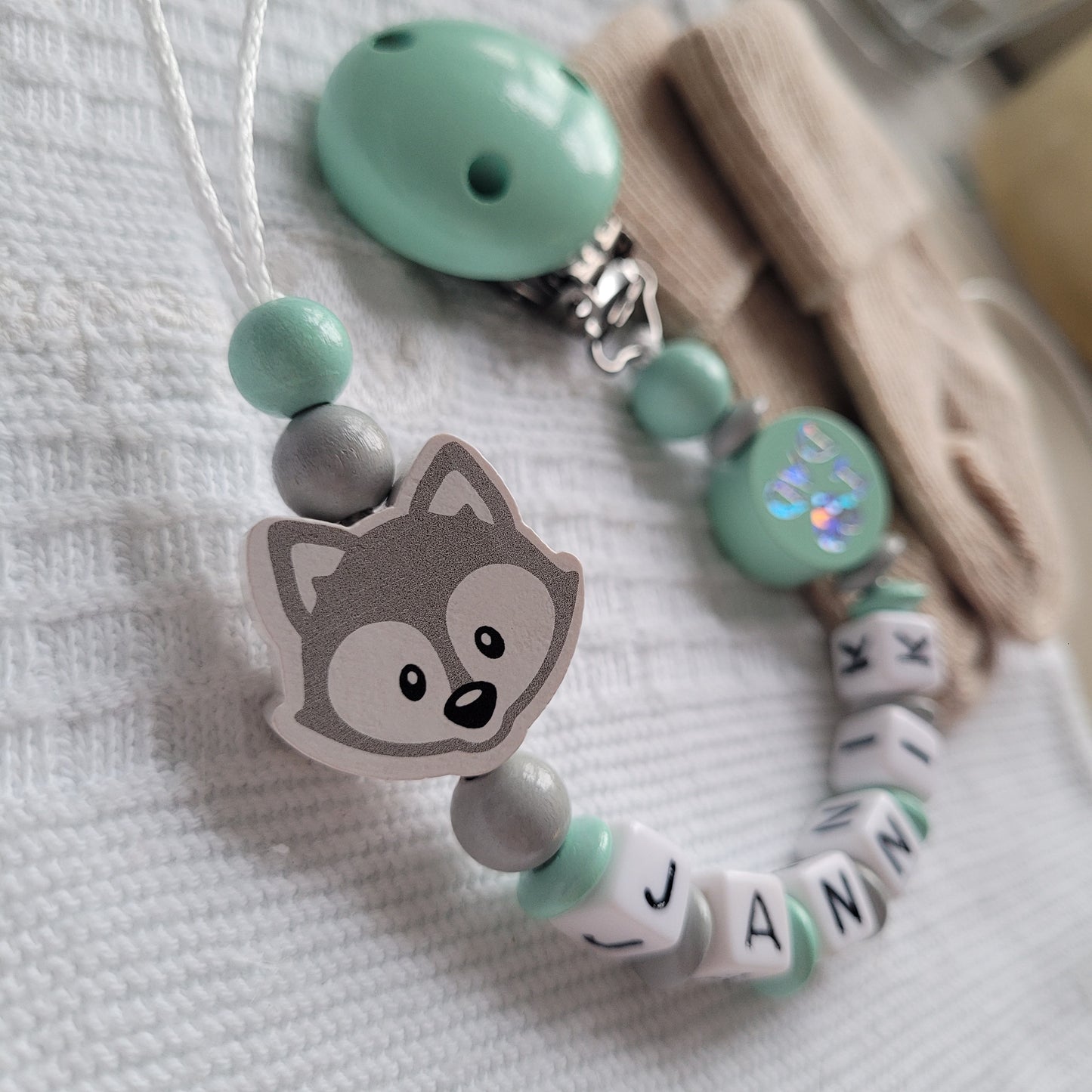 Schnullerkette für Jungen mit Namen Fuchs & I Love Mom & Dad mint