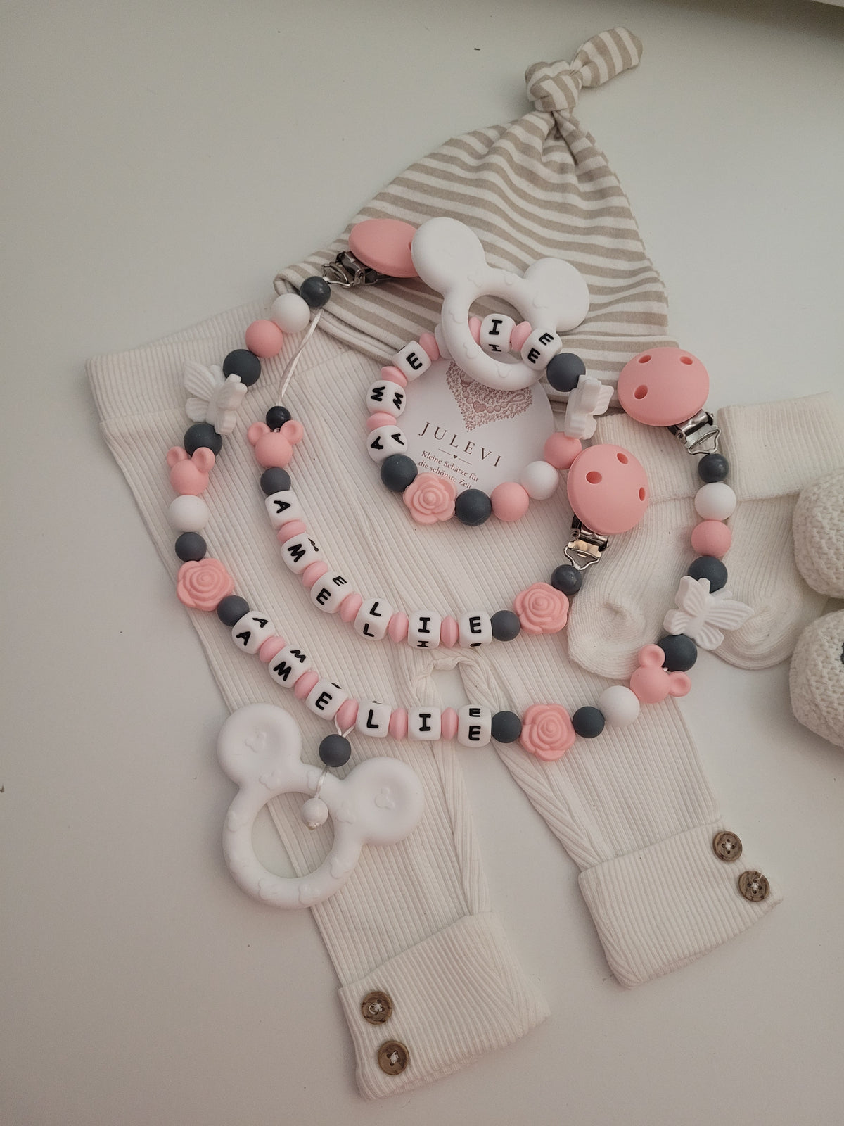 3er Set Schnullerkette, Kinderwagenkette & Beißring mit Namen Mäuse Schmetterlinge Rosen weiß peach dunkelgrau