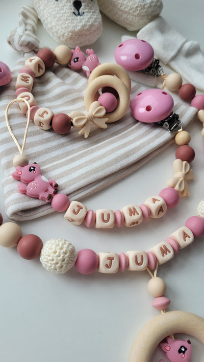 Kinderwagenkette  Schnullerkette Greifring mit Namen für Mädchen Rehe rosenholz beige braun