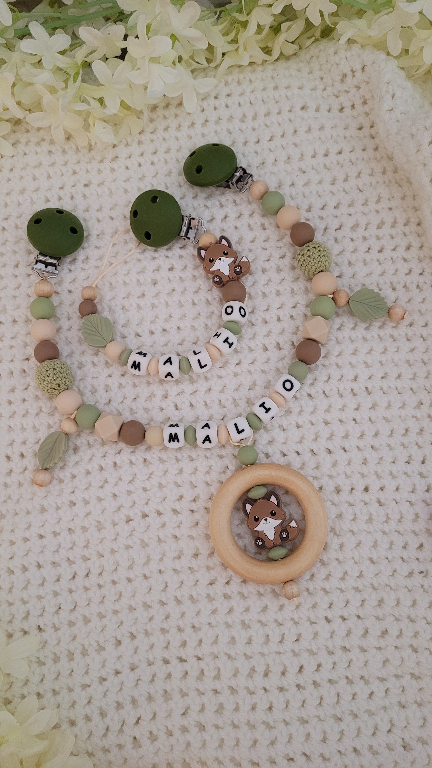 Kinderwagenkette & Schnullerkette mit Name grün beige Fuchs