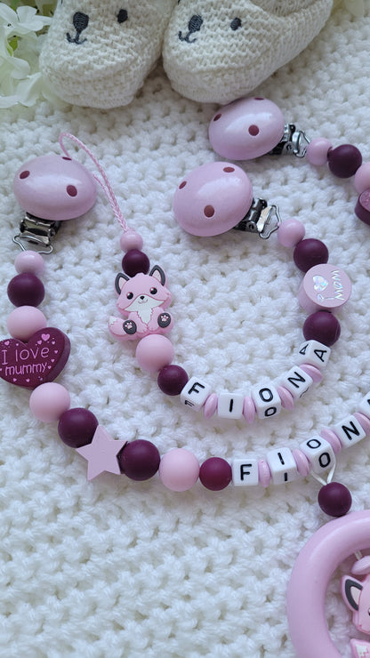 Kinderwagenkette & Schnullerkette mit Namen Fuchs rosa weinrot