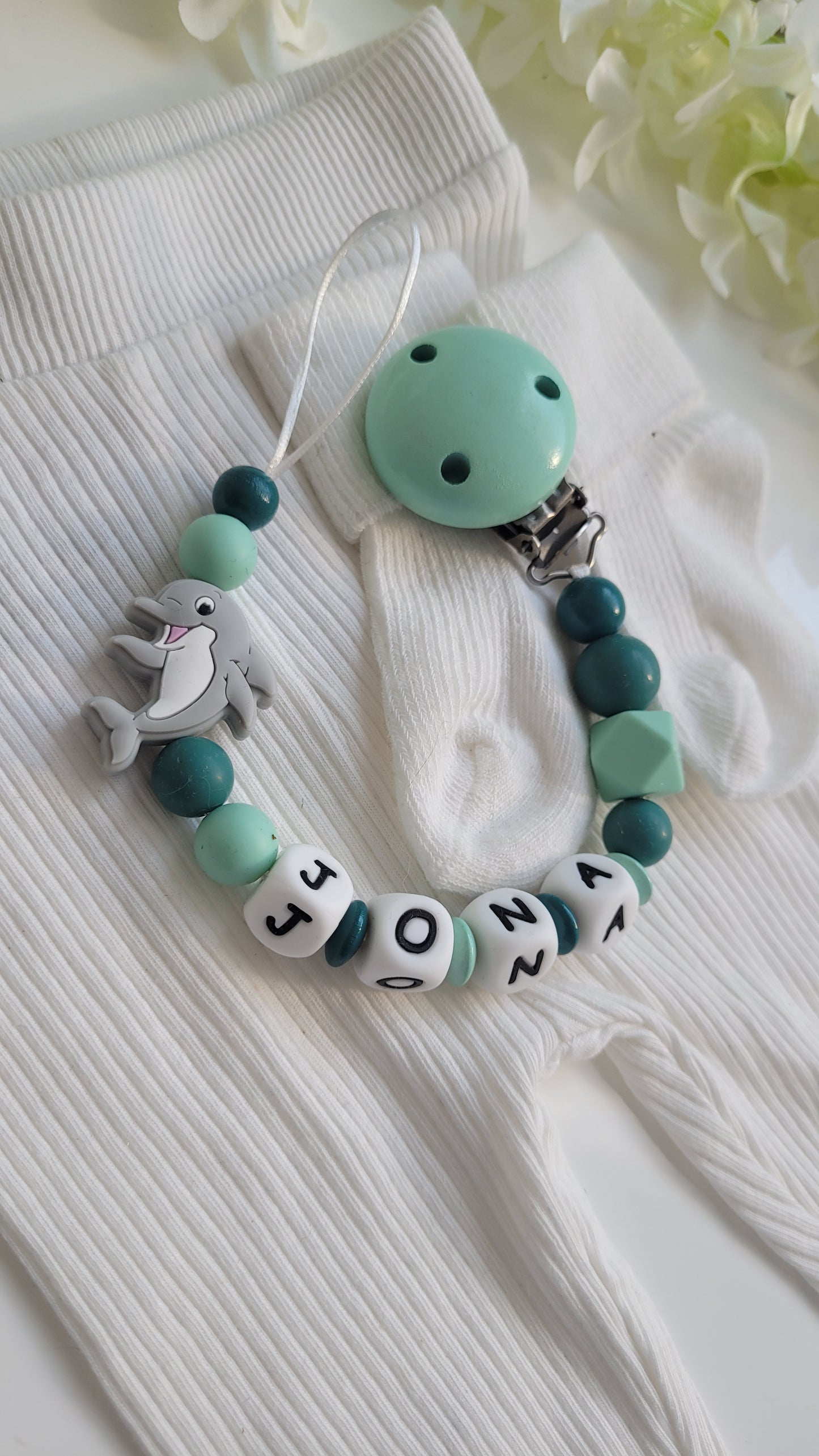 Schnullerkette mit Namen Delfin mint