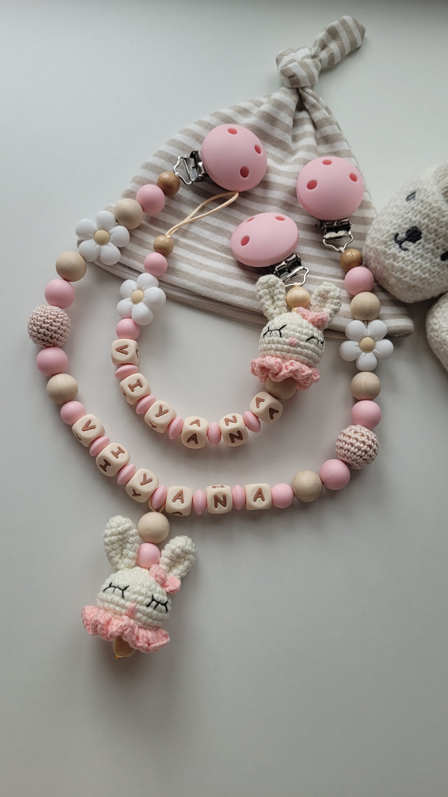 Schnullerkette Kinderwagenkette & Greifring für Mädchen Hase rose holz