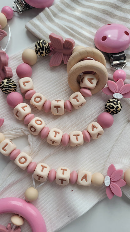 3er Set Schnullerkette Kinderwagenkette & Beissring mit Namen  Blumen &Schmetterlinge beige altrosa