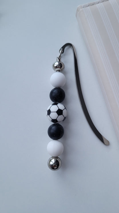 Lesezeichen Fussball schwarz weiß