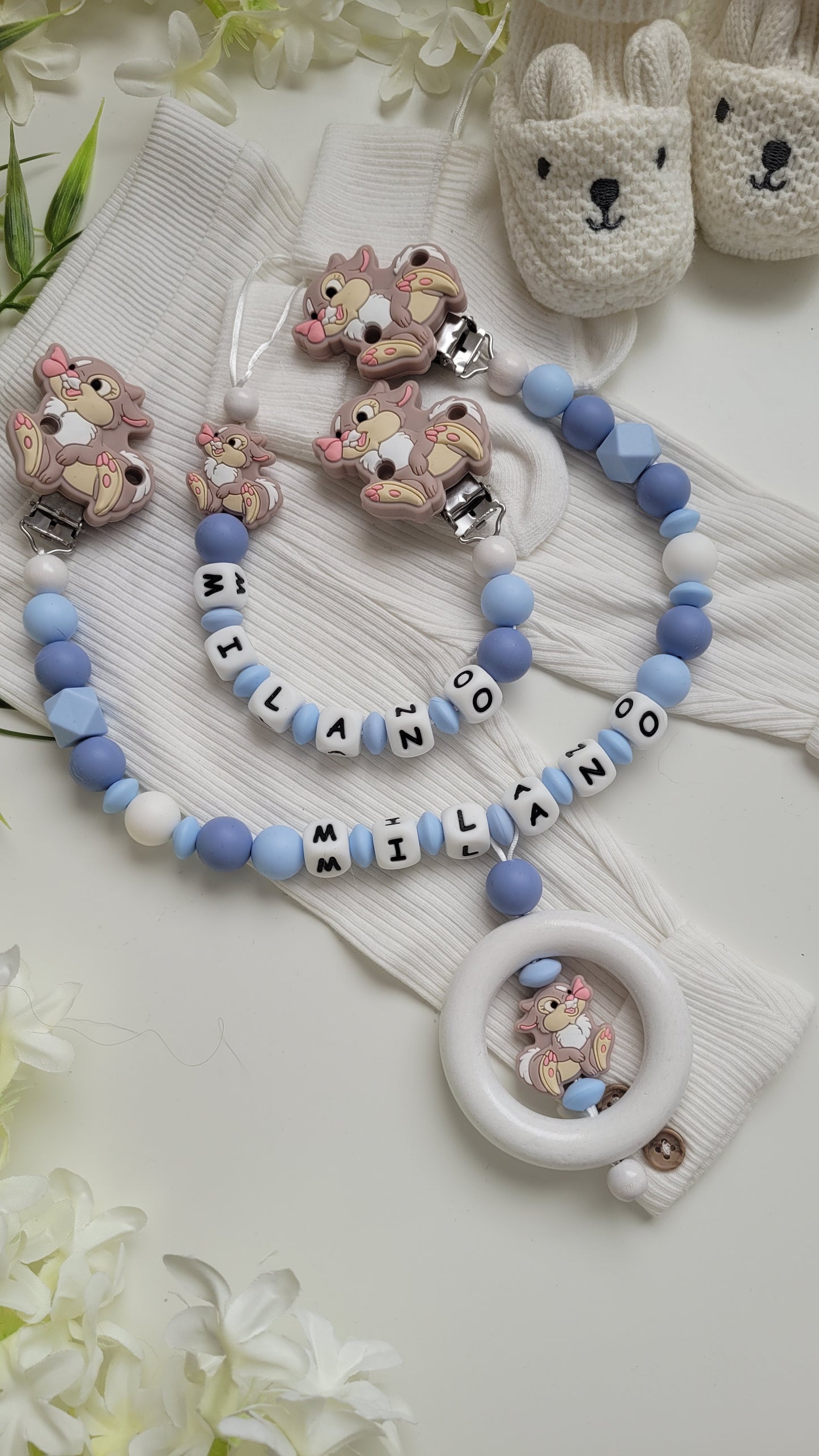 Kinderwagenkette & Schnullerkette mit Namen *Hase * blau