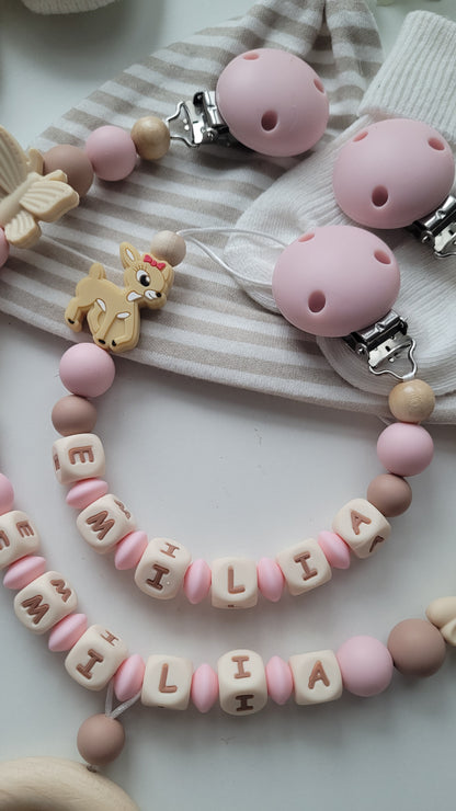 Kinderwagenkette & Schnullerkette mit Namen Schmetterling Reh altrose taupe