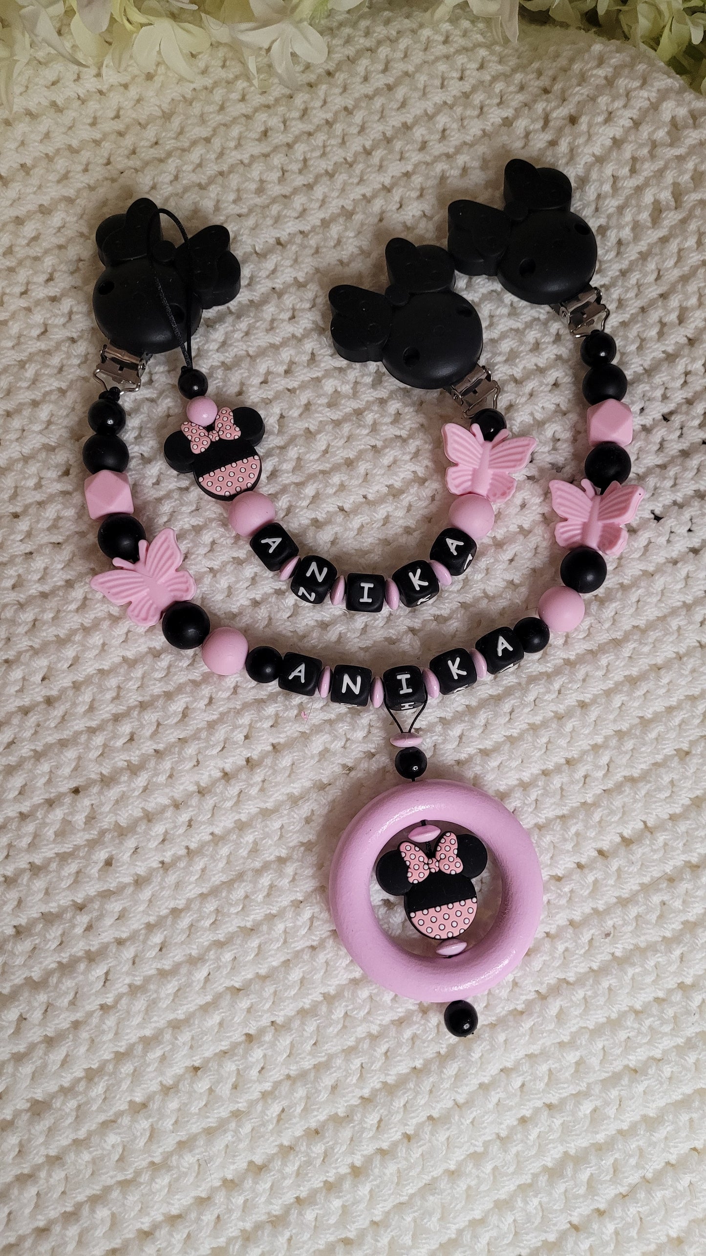 Kinderwagenkette & Schnullerkette mit Namen Minnie Rose Black