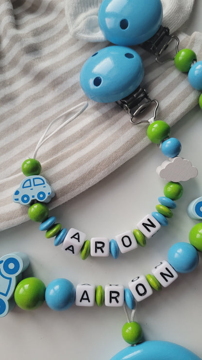 Kinderwagenkette & Schnullerkette mit Namen Auto blau grün