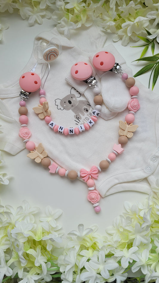 Kinderwagenkette & Schnullerkette *Schmetterling* beige apricot